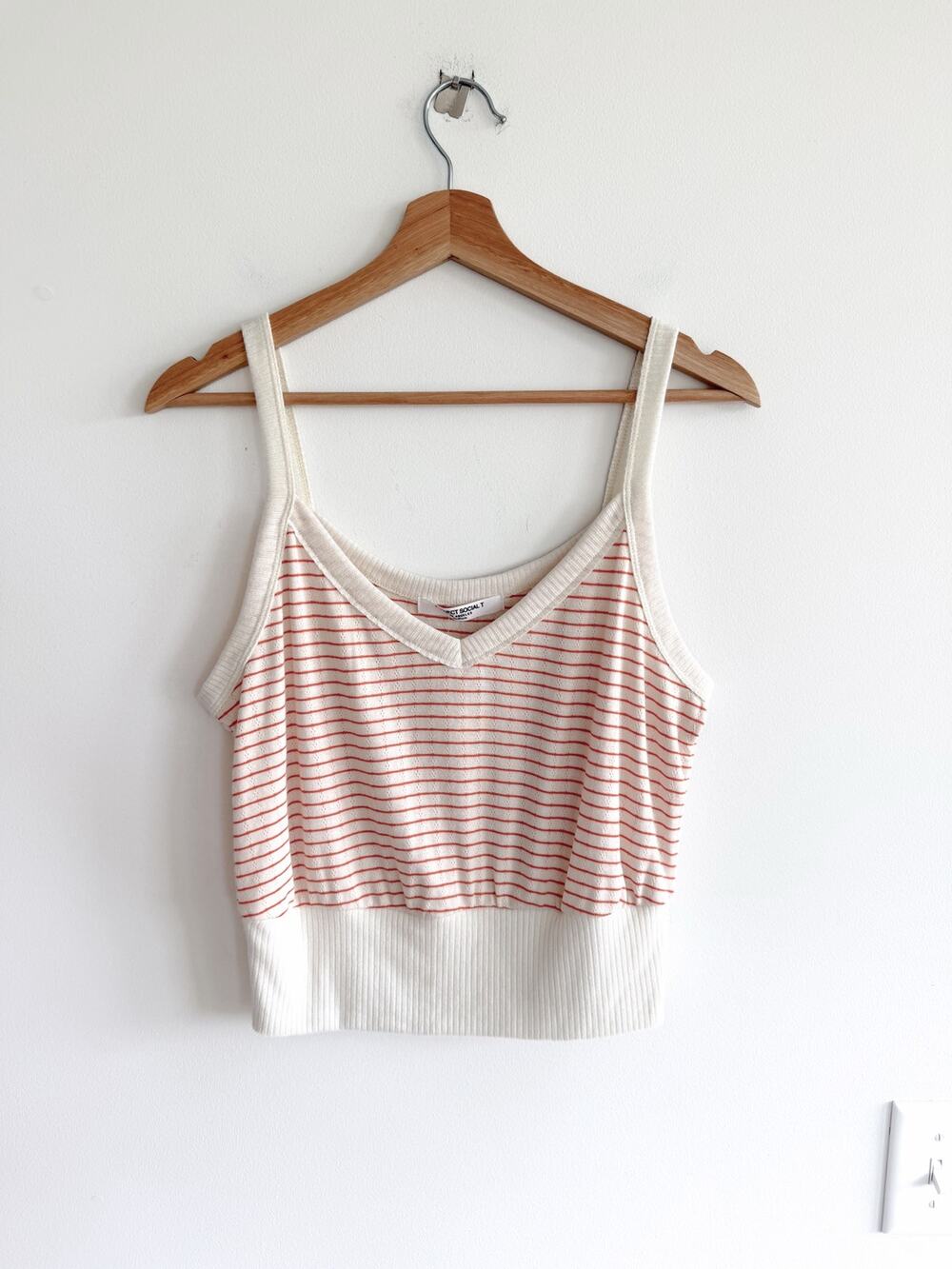 Project Social T Striped Pattern V-Neck Cropped Tank Top Cream Orange M NWT